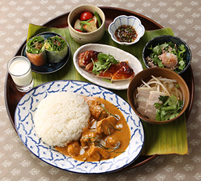 ザ サクラダイニング トウキョウ 新ランチ 健康を考えた本格的アジアンバランス定食が新登場 西新宿 新着情報 西新宿街ぐるみ Net